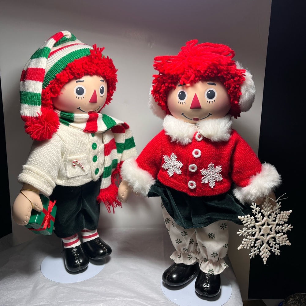 Brass Key Keepsake Porcelain Raggedy Ann & Andy Christmas Dolls with Stands